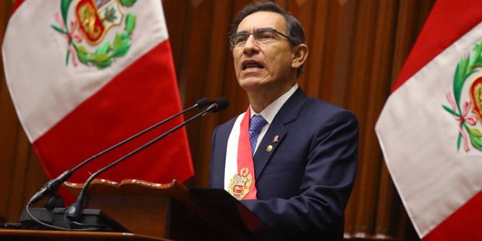El presidente Martín Vizcarra, propuso este domingo al Congreso adelantar para el próximo año las elecciones generales que debían celebrarse en 2021